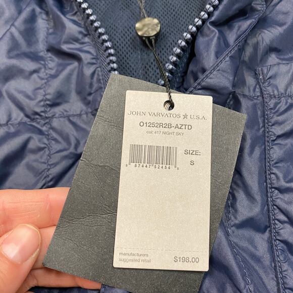 NWT John Varvatos Star USA Quilted Nylon Bomber Light Jacker Men's Small - Picture 5 of 11